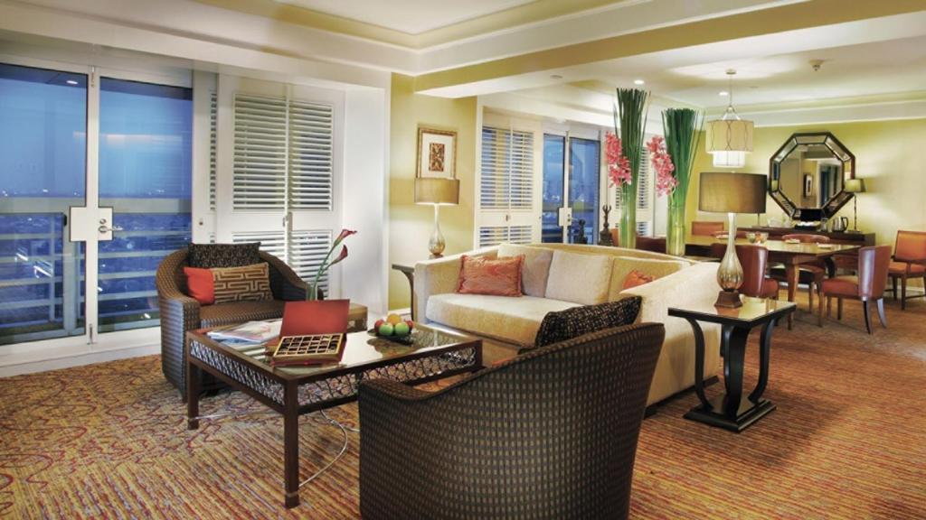 Four Seasons Hotel Jakarta Room photo