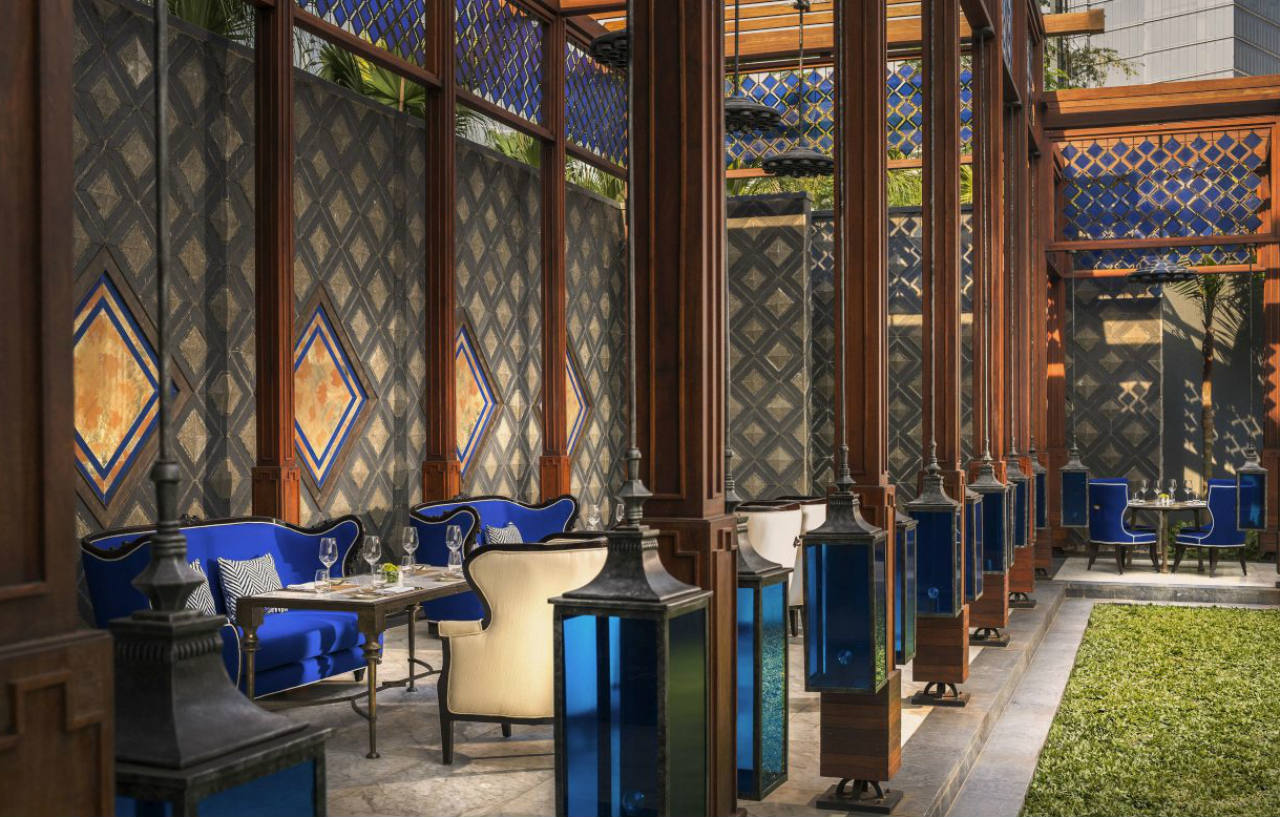 Four Seasons Hotel Jakarta Exterior photo